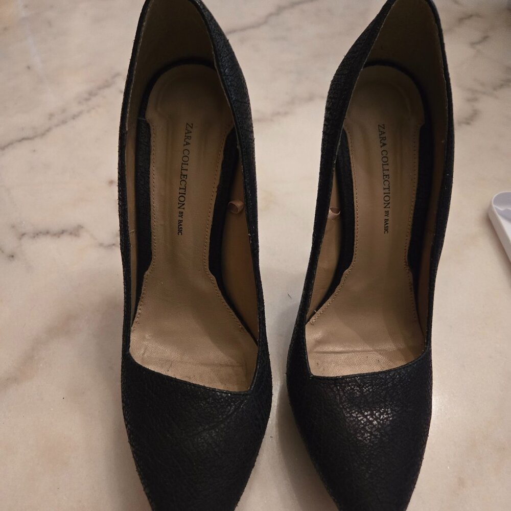 Zara Collection by Basic Black Pumps Heels Women's Size 39 (US 8.5/9)